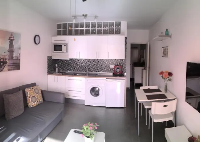 Lovely Apartment, Great Location! Apartment *