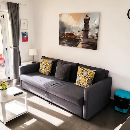 Apartament Lovely Apartment, Great Location! *